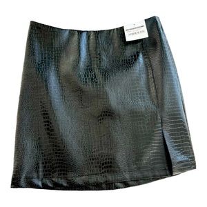 NWT Faux Leather snakeskin skirt